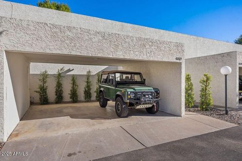 4610 N 40th St, Phoenix, AZ, 85018-3626 | Card Image