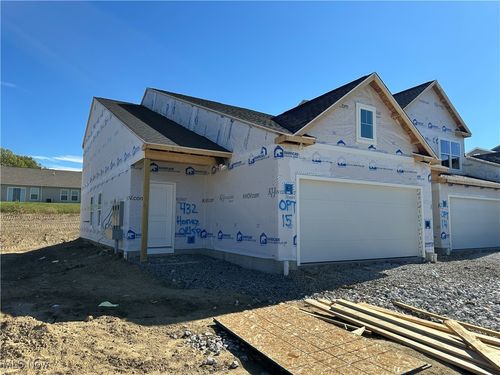 432 Honeycrisp Dr Ne, Louisville, OH, 44641-0075 | Card Image