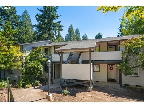 40-29700 Sw Courtside Dr, Wilsonville, OR, 97070-5495 | Card Image