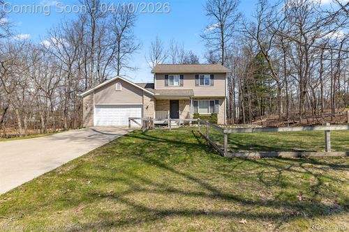 7545 Herbst Rd, Brighton, MI, 48114-9431 | Card Image