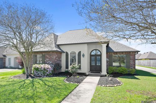 14082 Westcreek Dr, Gonzales, LA, 70737-7156 | Card Image