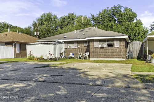 6725 Madewood Dr, Metairie, LA, 70003-4527 | Card Image