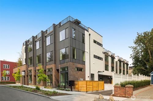 3402 E Spring St, Seattle, WA, 98122-5156 | Card Image