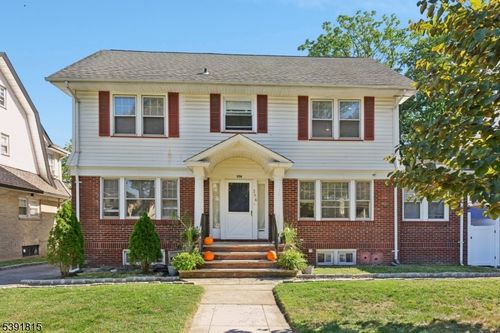 356 N Arlington Ave, East Orange, NJ, 07017-3922 | Card Image