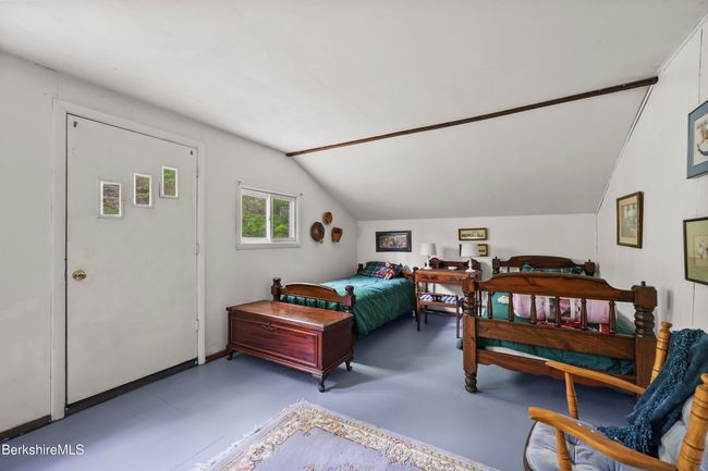 205 - 203205 Main St, Home with 5 bedrooms, 3 bathrooms and 3 parking in Hancock MA | Image 45