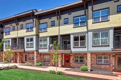 unit-17-1370 Center Dr, Park City, UT, 84098-7672 | Card Image