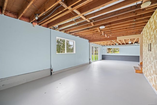 View of basement | Image 30