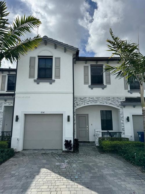 656 Nw 203rd Ter, Miami Gardens, FL, 33169-3474 | Card Image