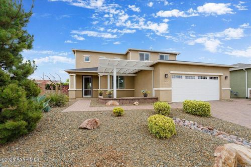 823 N Morales St, Dewey-Humboldt, AZ, 86327-7427 | Card Image