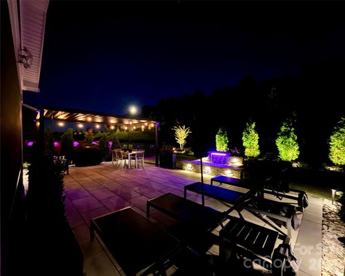 5212 Glenwalk Dr, Charlotte, NC, 28269-4973 | Card Image