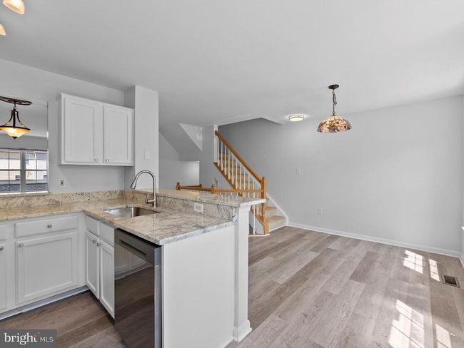 22937 Whitehall Ter, Townhouse with 4 bedrooms, 3 bathrooms and null parking in STERLING VA | Image 10