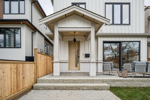 1-448 W 20th Ave, Vancouver, BC, V5Y2C8 | Card Image