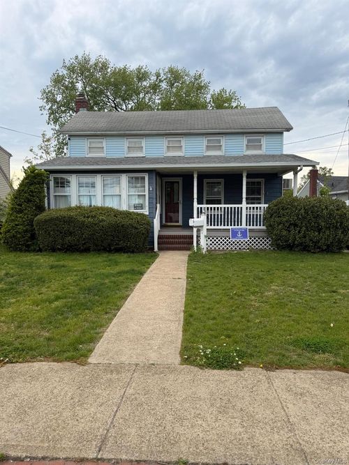 2958 Court St, Oceanside, NY, 11572-2013 | Card Image