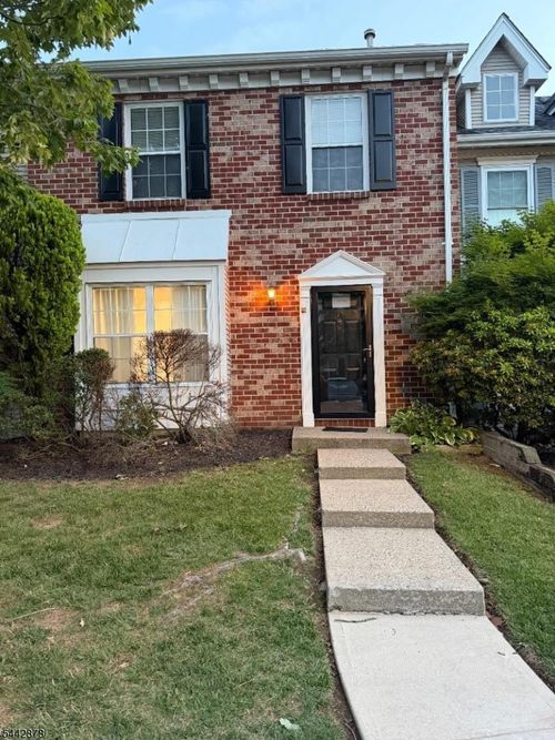 13 Dartmouth Way, North Brunswick, NJ, 08902-4284 | Card Image