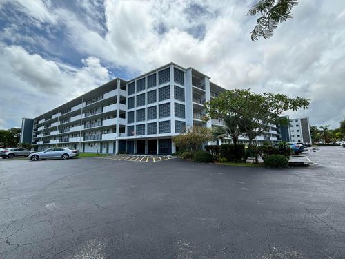 514-950 Hillcrest Dr, Hollywood, FL, 33021-7857 | Card Image