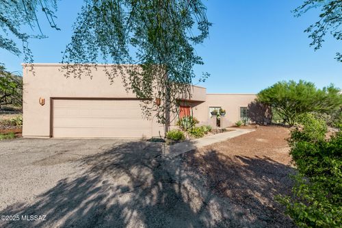 6360 N Craycroft Rd, Tucson, AZ, 85750-1075 | Card Image