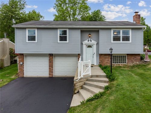 404 Summer Haven Ct, Pittsburgh, PA, 15239-2348 | Card Image