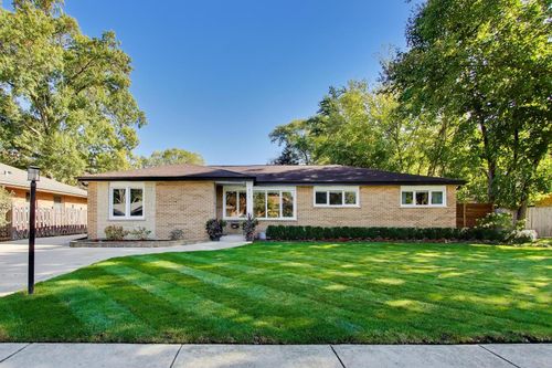 517 Pine St, Mount Prospect, IL, 60056-3725 | Card Image