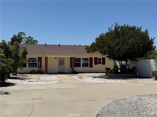 1447 S Valley Center, Glendora, CA, 91740 | Card Image