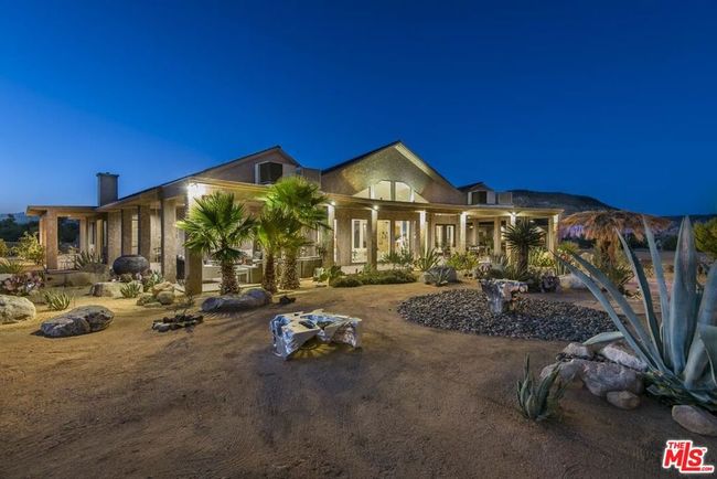 3569 Calmada Rd, House other with 6 bedrooms, 7 bathrooms and null parking in Pioneertown CA | Image 4