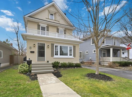 7 Highland Gardens, Welland, ON, L3C4R5 | Card Image