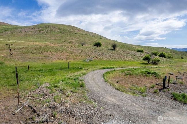 Park and walk from the driveway in to 7.33 Acres. | Image 24