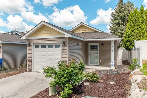 10329 E 5th Ln, Spokane Valley, WA, 99206-3526 | Card Image