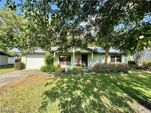 75 Hardee St, Labelle, FL, 33935-5227 | Card Image