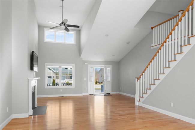 5 - 5 Thelma Ln, Condo with 2 bedrooms, 3 bathrooms and 4 parking in Middletown RI | Image 4