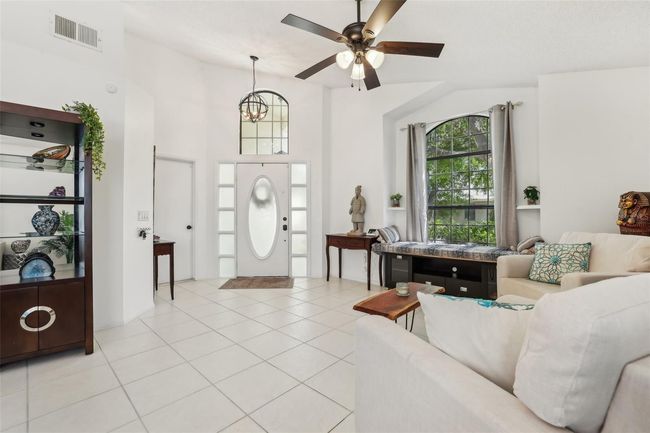 1120 Parker Canal Ct, House other with 4 bedrooms, 2 bathrooms and null parking in OVIEDO FL | Image 14