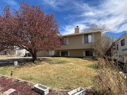 913 Eisenhower Dr, Rock Springs, WY, 82901-4448 | Card Image
