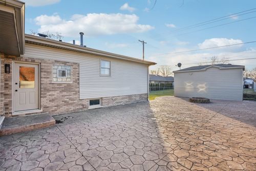 17800 Ridgeland Ave, Tinley Park, IL, 60477-4384 | Card Image