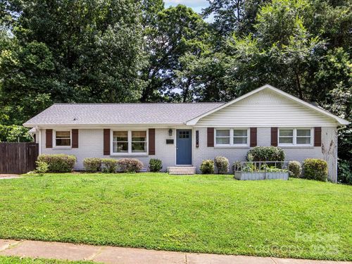 3530 Woodleaf Rd, Charlotte, NC, 28205-4741 | Card Image