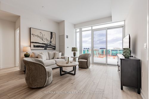 620-333 Sunseeker Ave, Innisfil, ON, L9S0R6 | Card Image