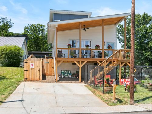 42 Cedar St, Asheville, NC, 28803-1220 | Card Image