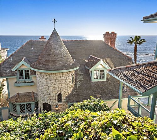 31971 Coast Hwy, Laguna Beach, CA, 92651-6867 | Card Image