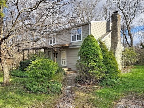 198 Forest Rd, Coventry, CT, 06238-2922 | Card Image