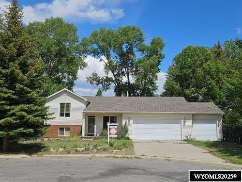 165 Richard St, Mountain View, WY, 82939-5230 | Card Image