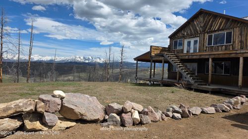 118 Upper Picnic Ridge Rd, Bondurant, WY, 82922-5050 | Card Image