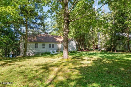 81 Hanneford Rd, Queensbury, NY, 12804-6982 | Card Image