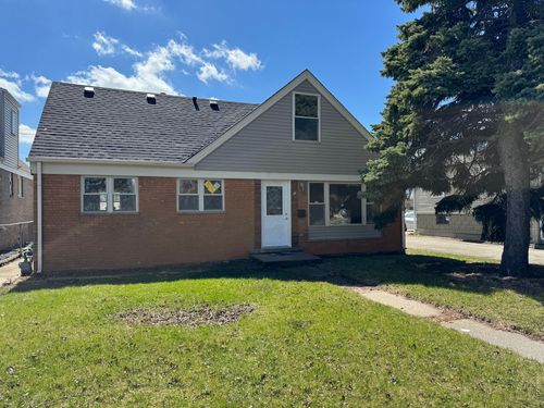 5743 W 79th St, Burbank, IL, 60459-1347 | Card Image