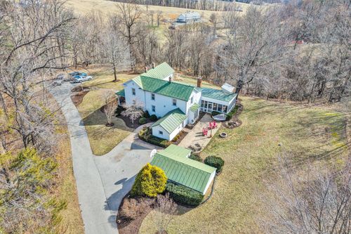 8340 Poplar Springs Ln, Roanoke, VA, 24018-5912 | Card Image