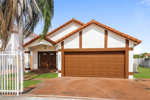 5860 Sw 150th Ave, Miami, FL, 33193-2062 | Card Image