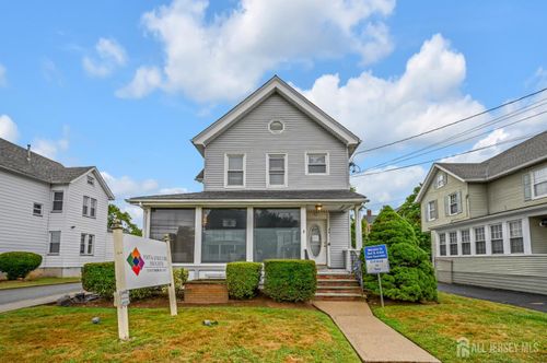 46 E Somerset St, Raritan, NJ, 08869-2138 | Card Image