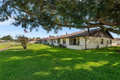 2488 Hartridge Point Dr W, Winter Haven, FL, 33881-1289 | Card Image