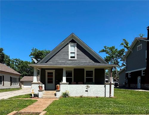 620 S Evergreen Ave, Chanute, KS, 66720-2359 | Card Image