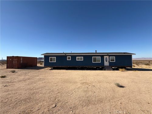 60588 Herdmans Rd, Landers, CA, 92285 | Card Image