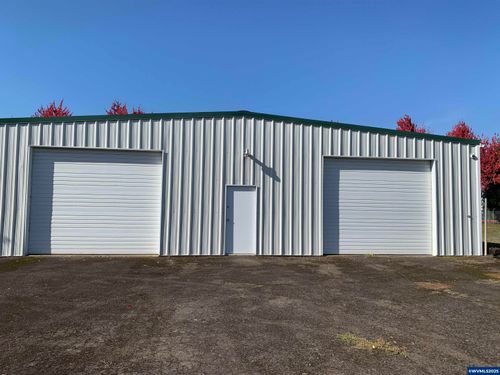 1535 Mount Hood Ave, Woodburn, OR, 97071-9068 | Card Image