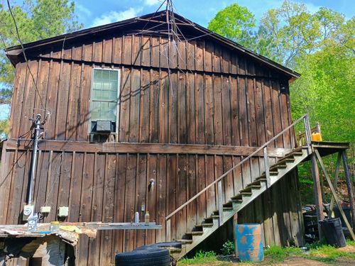 2790 Deer Creek Rd, Linden, TN, 37096-5063 | Card Image