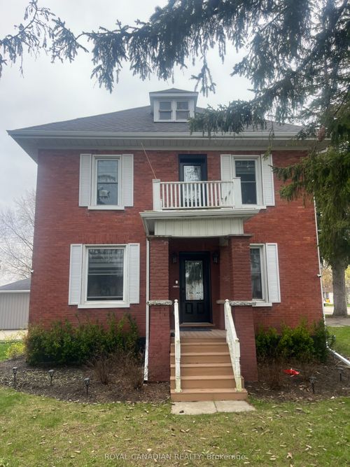 131 Elora St N, Harriston, ON, N0G1Z0 | Card Image